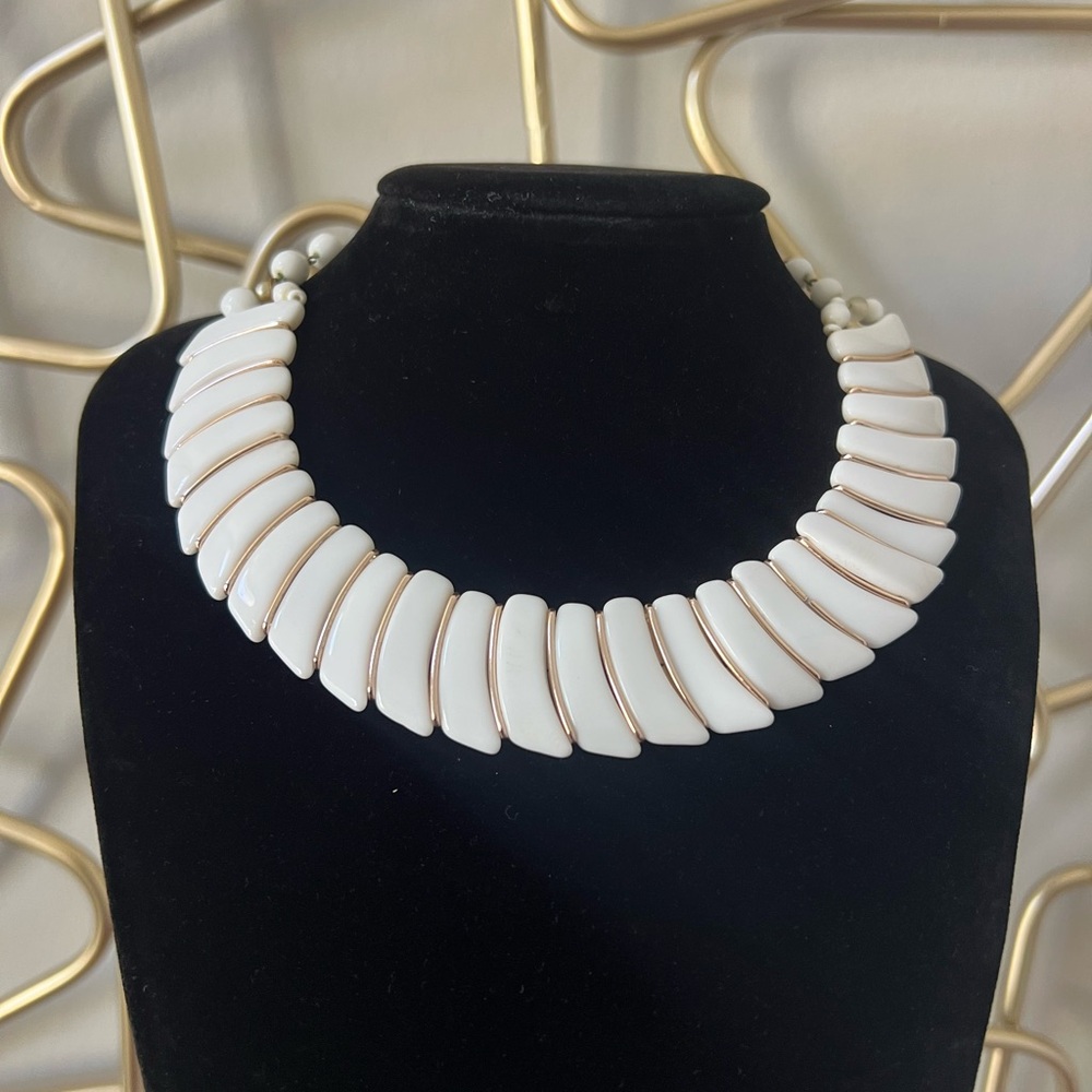Vintage Signed Western Germany Gold Tone Ivory Acrylic Choker Bib Necklace 14”